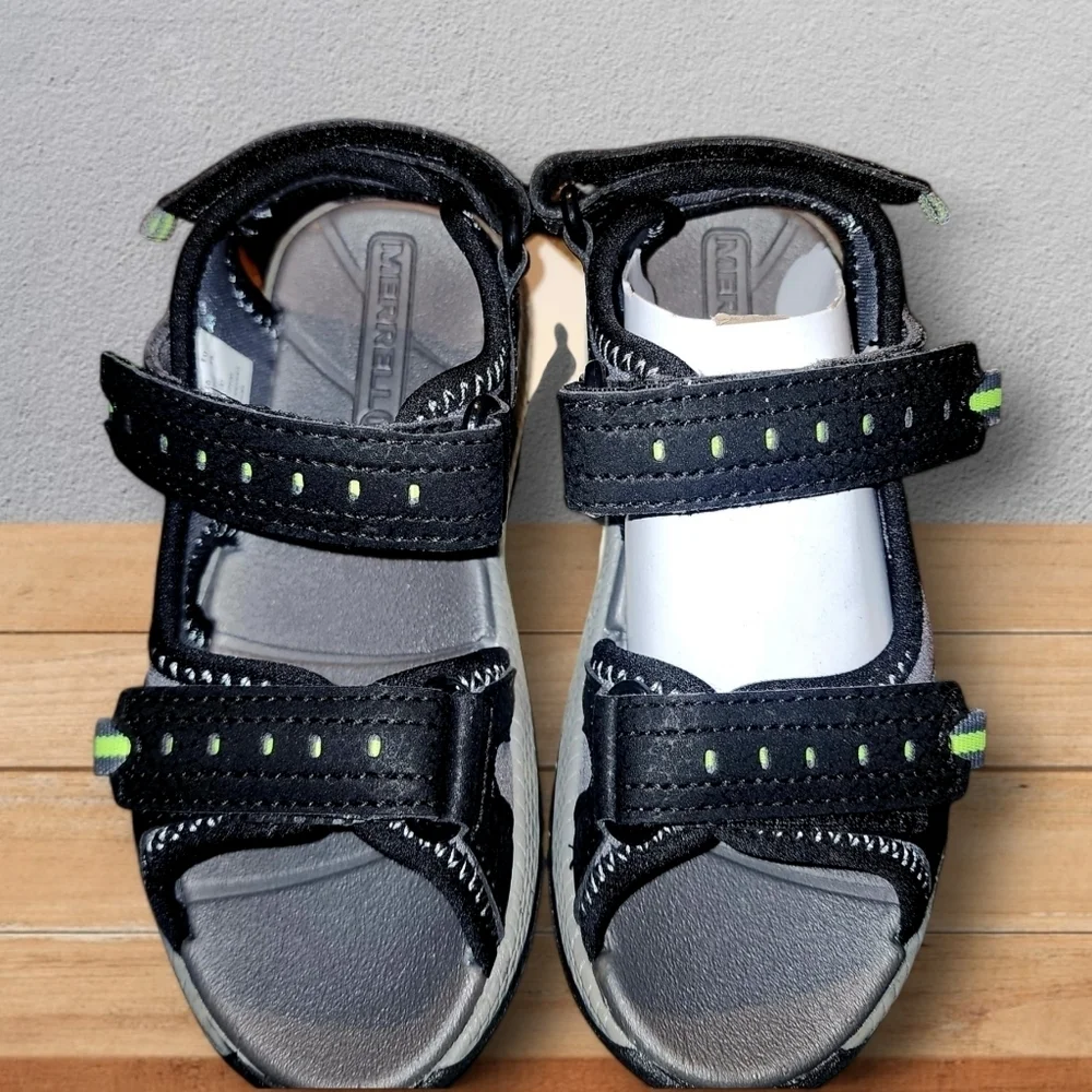 MERRELL NWOT Panther Sandal 2.0